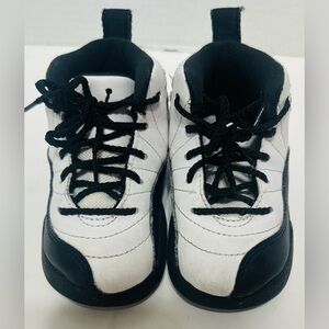 Jordan Kids Black and White Sneakers with Flowers Size 5C